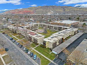 Bird's eye view featuring a mountain view