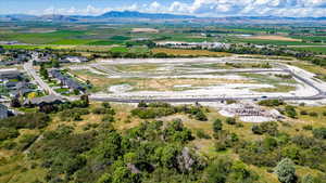 Aerial view with a mountain view