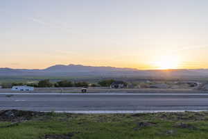 View of mountain feature