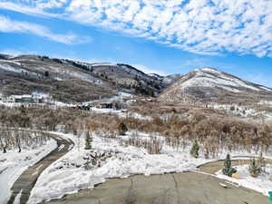 View of mountain feature