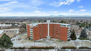 Drone / aerial view featuring a mountain view