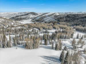 View of mountain feature