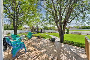View of patio / terrace featuring a wooden deck
