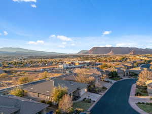 Bird's eye view with a mountain view