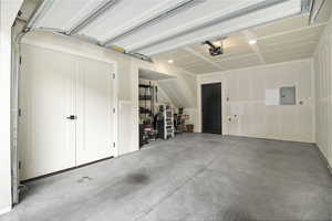 1 car garage with storage