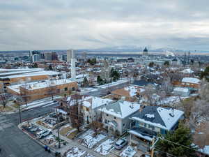 Birds eye view of property