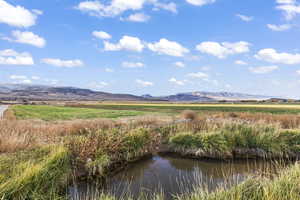 View of mountain feature