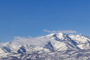 View of mountain feature