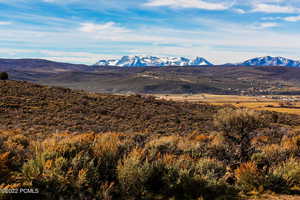 View of mountain feature