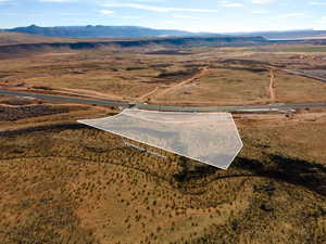 Bird's eye view with a mountain view