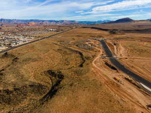 Drone / aerial view featuring a mountain view