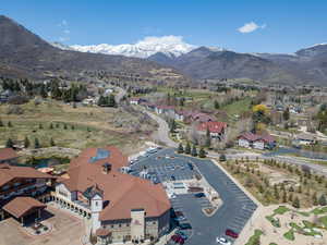 Bird's eye view featuring a mountain view