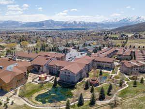 Bird's eye view with a mountain view