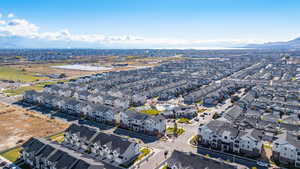 Bird's eye view featuring a mountain view