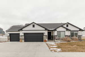 View of front of house featuring a garage