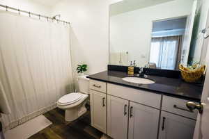 Photo 10 of 3902 W ORINDA DR