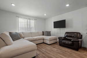 Photo 4 of 3902 W ORINDA DR