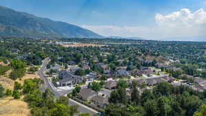 Bird's eye view featuring a mountain view