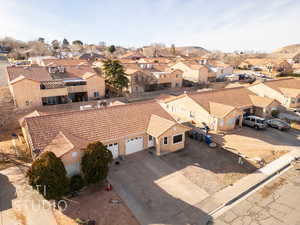 Birds eye view of property