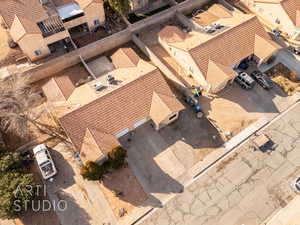 Birds eye view of property