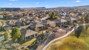 Birds eye view of property with a mountain view