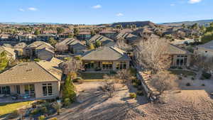 Bird's eye view with a mountain view