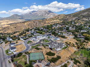 Drone / aerial view featuring a mountain view