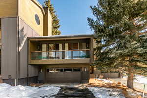 View of front facade with a garage