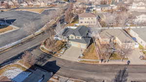 Birds eye view of property