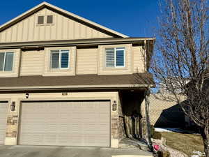 View of front facade with a garage