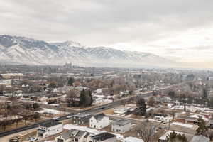 View of mountain feature