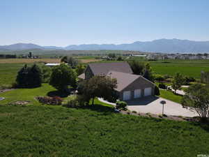 Drone / aerial view with a rural view and a mountain view