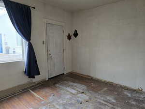 Living Room Looking Towards Front Door