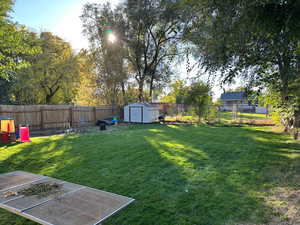 View of yard in warmer and greener months