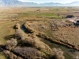 Bird's eye view featuring a rural view and a mountain view