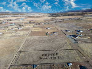 Aerial view with a mountain view