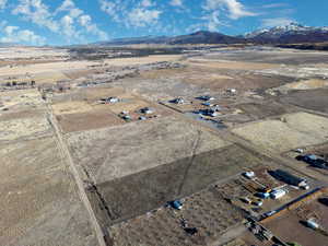 Bird's eye view with a mountain view