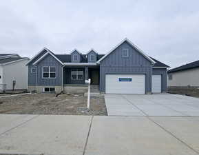 View of front of house featuring a garage