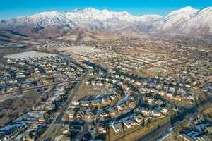 Bird's eye view featuring a mountain view