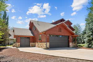 View of front facade with a garage