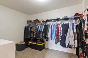 Super-sized Master walk-in closet