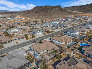 Bird's eye view featuring a mountain view