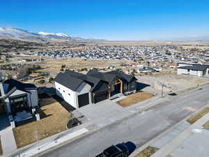 Bird's eye view featuring a mountain view