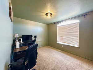 Second bedroom can be used as an office too!