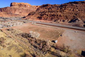 View of mountain feature