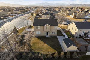 Bird's eye view featuring a mountain view