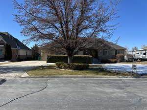 Front view of ranch-style home