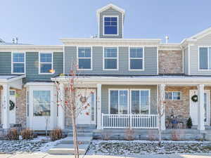 View of front of home featuring a porch