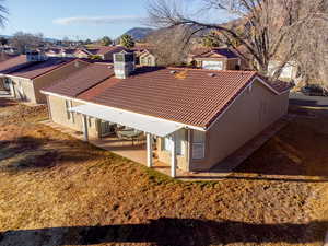 Bird's eye view featuring a mountain view