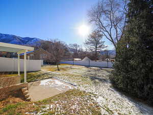 Mountain view and a patio